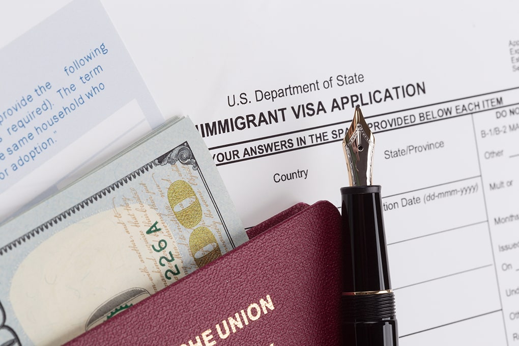 Obligatory requirements for the EB5 investor on the visa application